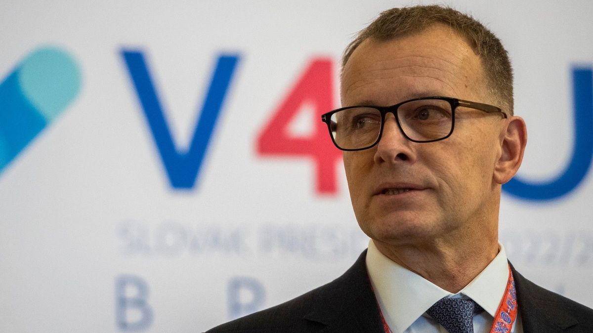 Další zářez. Předseda slovenského parlamentu Kollár bude mít 13 dětí s 11 ženami